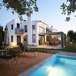  Βίλα Sunny Sani Luxury